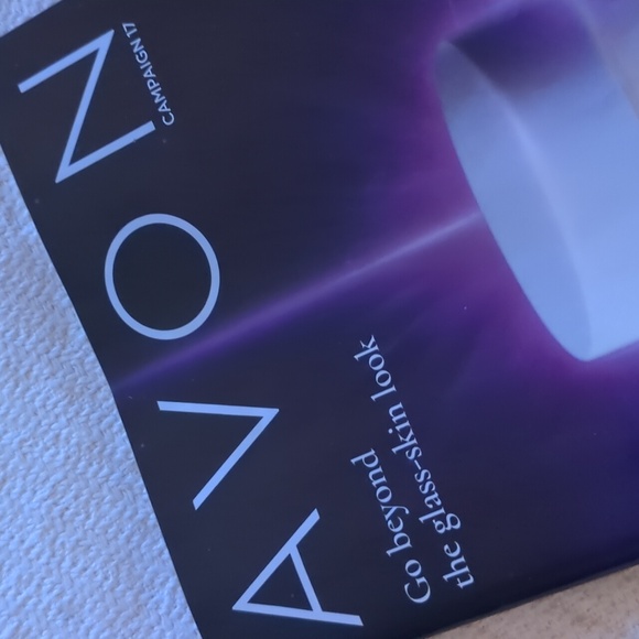 NWT Avon Glimmer Sticks Eyeliner - Picture 4 of 4